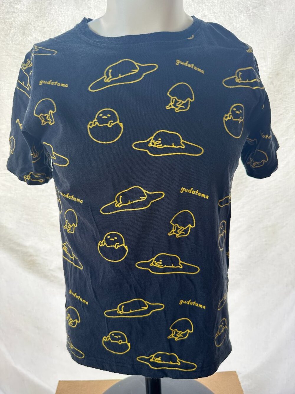 Gudetama Sanrio Women's Black T Shirt Size Large Lazy Egg Emi Nagashima